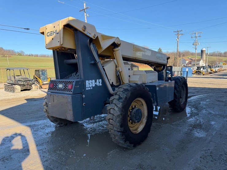 2015-gehl-rs8-42-image-5