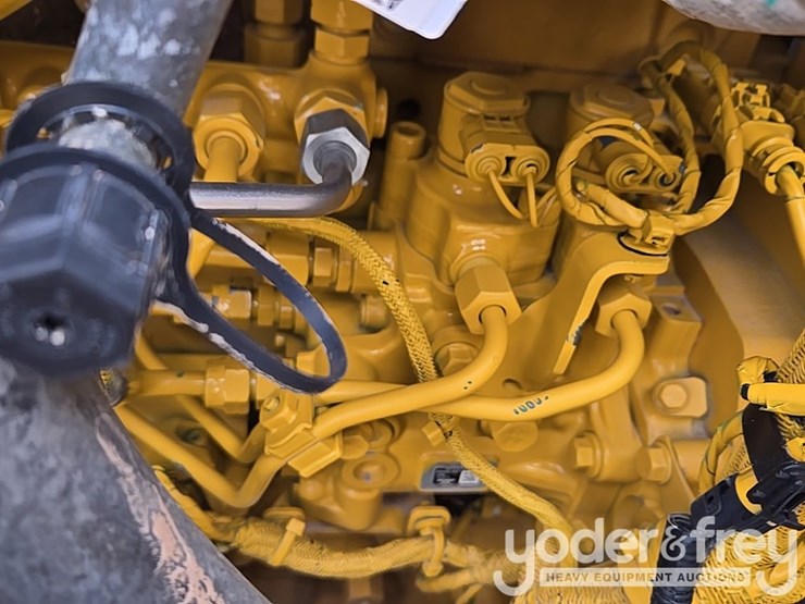 2019-deere-850l-lgp-image-131