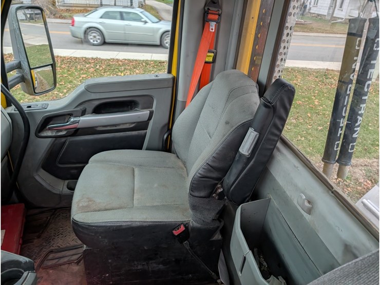 2020-kenworth-t880-image-19