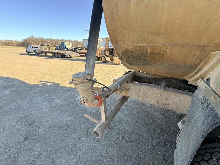 ford-ltl9000-image-20