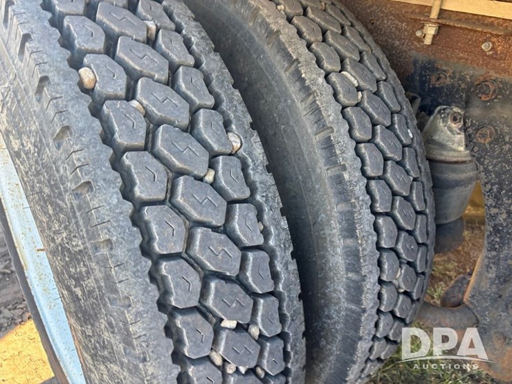 kenworth-t600-image-54