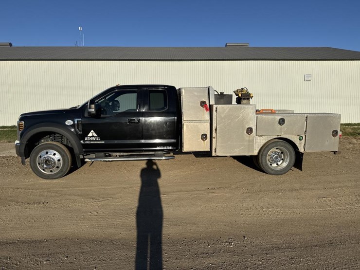 2018-ford-f450-image-2