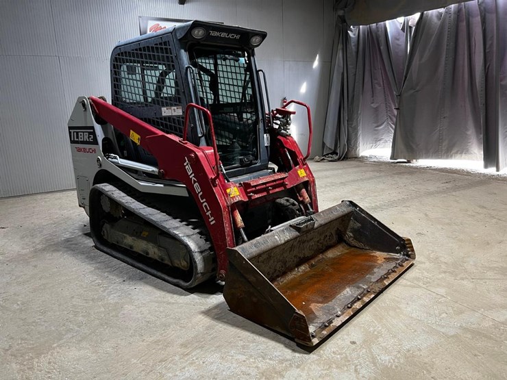 2022-takeuchi-tl8r2-image-7