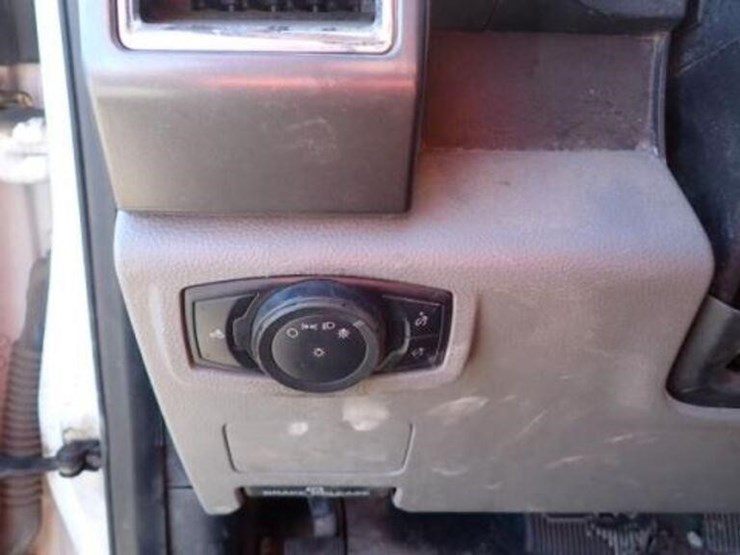 ford-f250-xlt-image-29