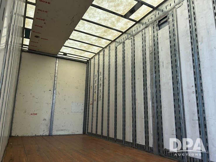 2006-kentucky-trailer-image-21