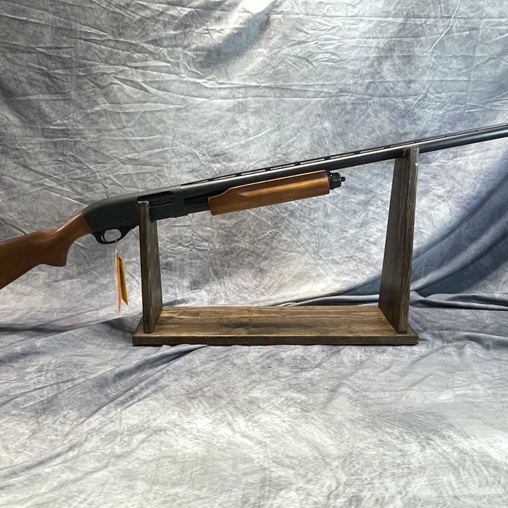 #2346 • Remington Model 870 12 Ga. Pump Action Shotgun, SN: 0770113M