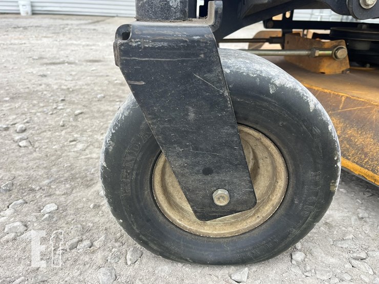 cub-cadet-tank-lz48-image-12