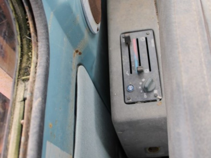 hitachi-excavator-120-3-5342-hrs-sn-12v42578-24'-boom-with-wain-roy-digging-image-23