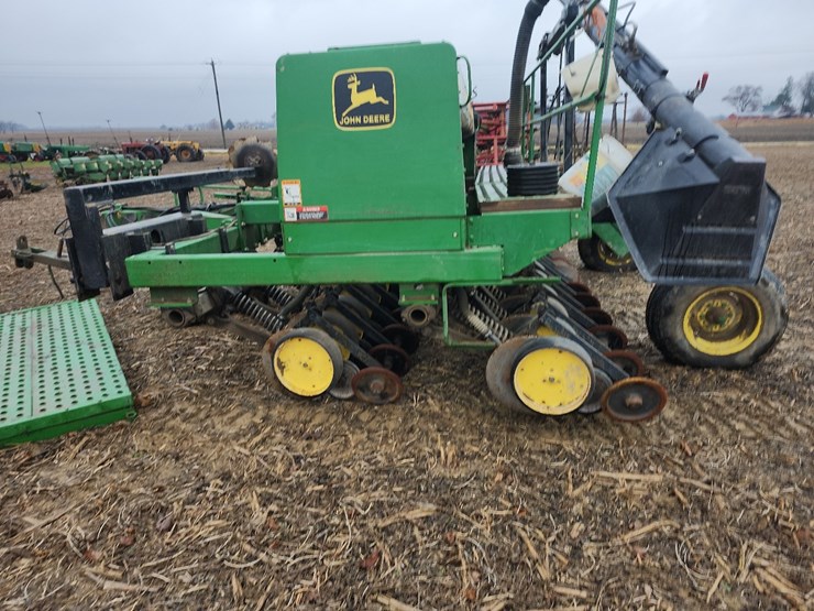 john-deere-750-image-5