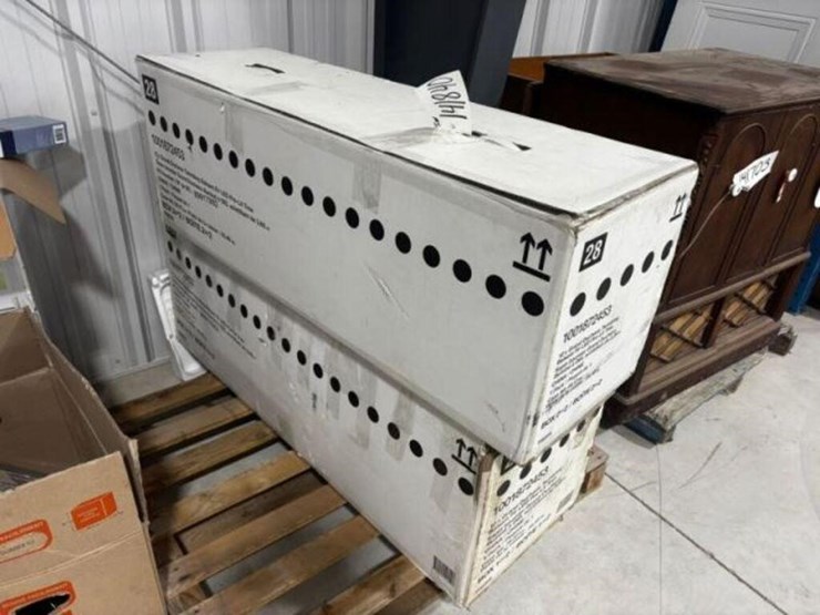 12-ft-grand-duchess-twinkling-balsam-fir-led-image-1