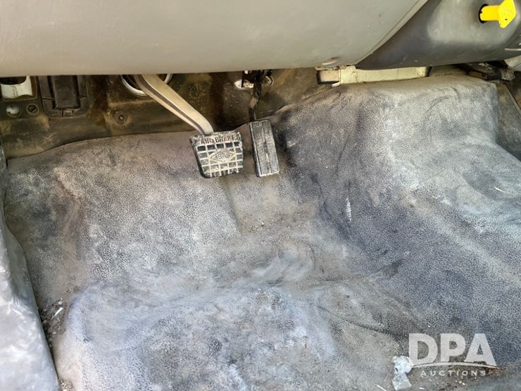 ford-f650-xlt-image-39