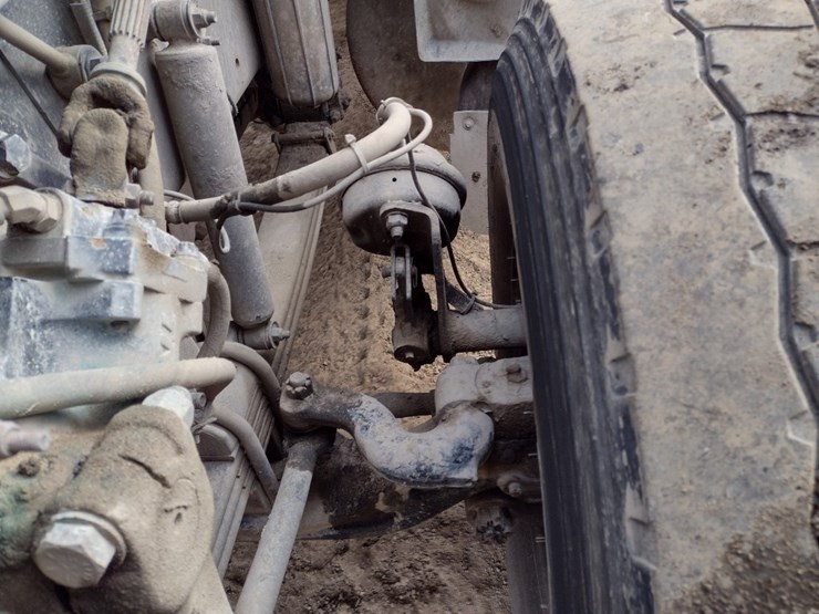 peterbilt-567-image-23