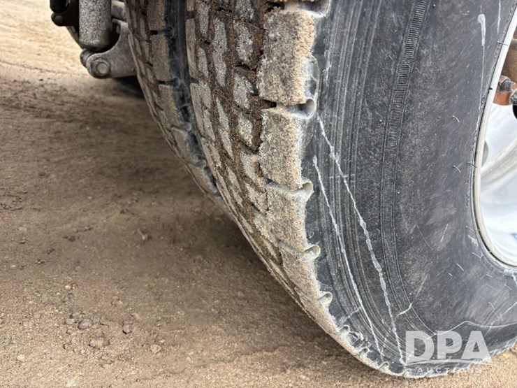 2017-mack-pinnacle-chu613-image-40