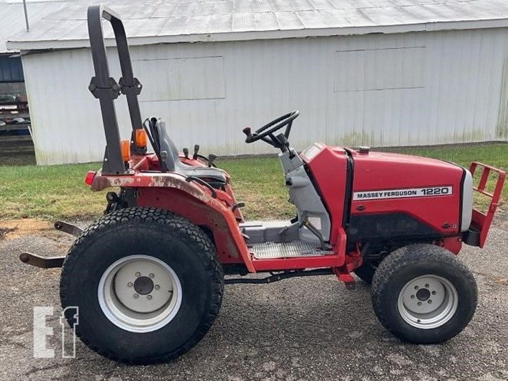 massey-ferguson-1220-image-4