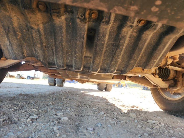 2009-chevrolet-3500-image-28