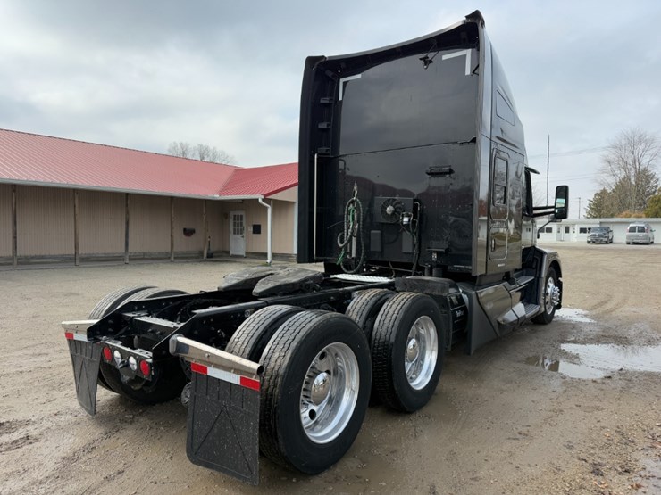 kenworth-t680-image-3