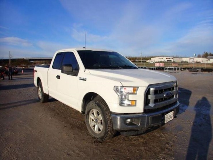 ford-f150-xlt-image-3