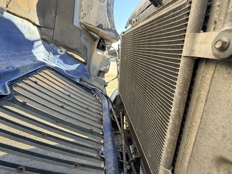 2017-international-prostar-image-38