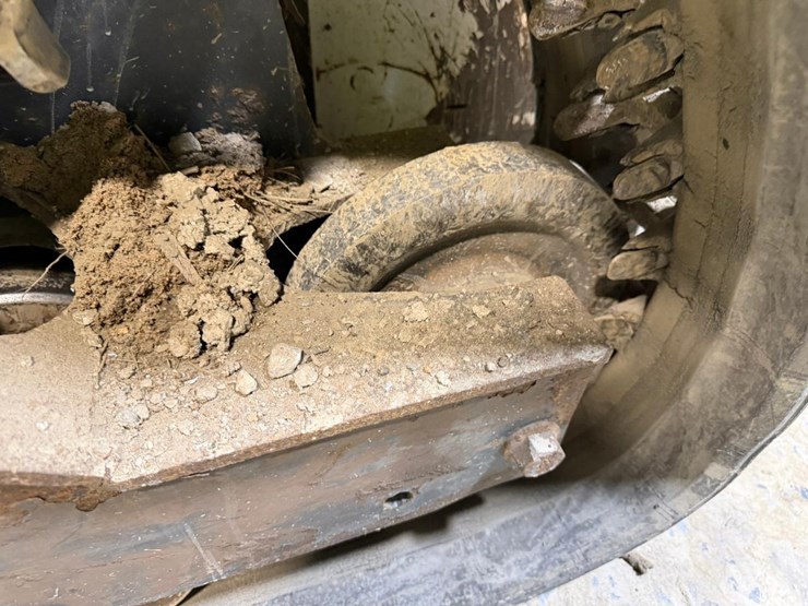 2021-bobcat-t64-image-15