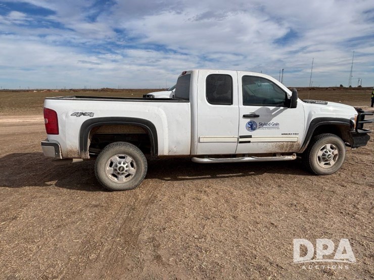 chevrolet-silverado-2500hd-image-4