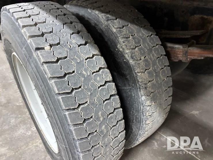 1989-international-2375-plow-truck-(dr12639-unit-215)-image-33