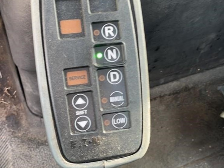 international-durastar-4300-image-9