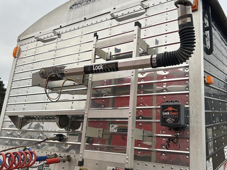 2006-wilson-41ft-grain-trailer-image-2