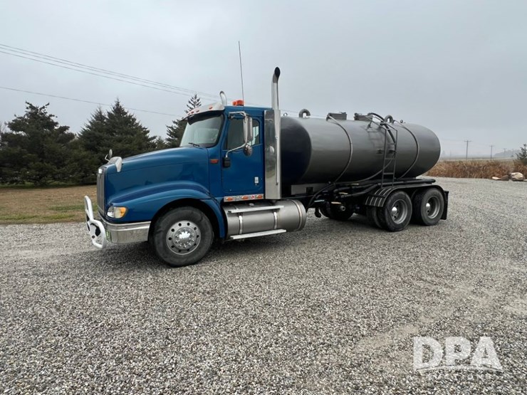 2006-international-9400-eagle-image-2