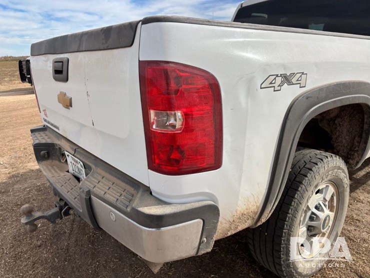 chevrolet-silverado-2500hd-image-38