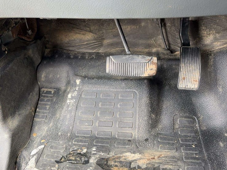 2011-ford-f250-image-35