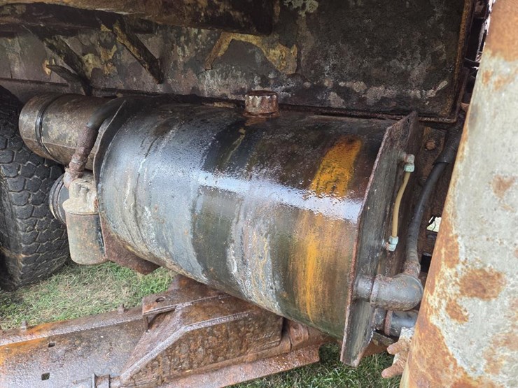 mack-rd690s-image-41