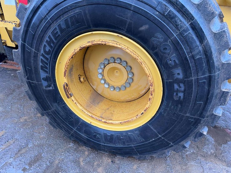 2006-caterpillar-930g-image-6