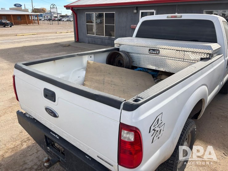 ford-f250-xl-image-42