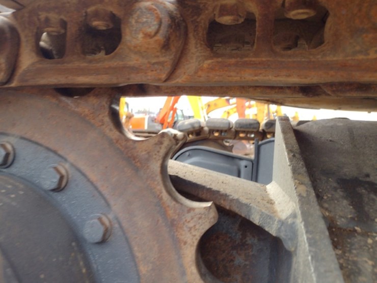 komatsu-pc128uu-2-image-37