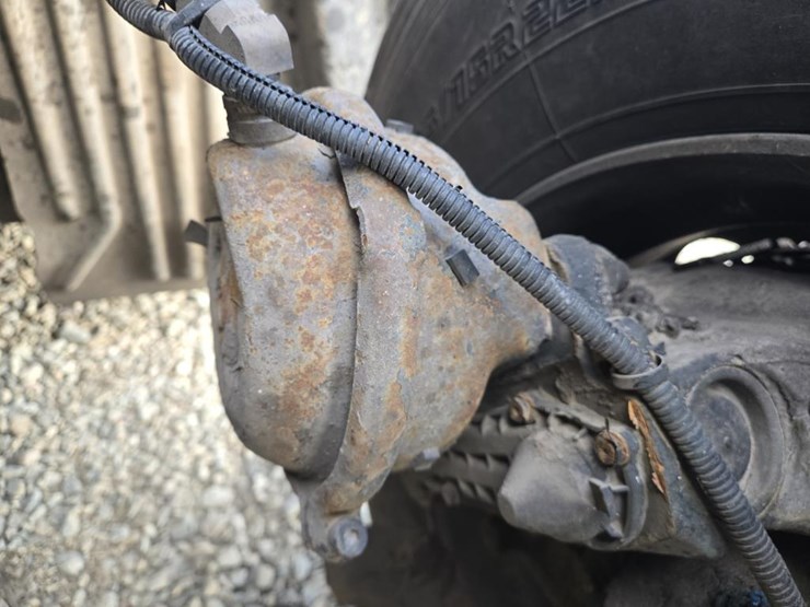 2013-kenworth-t660-image-30