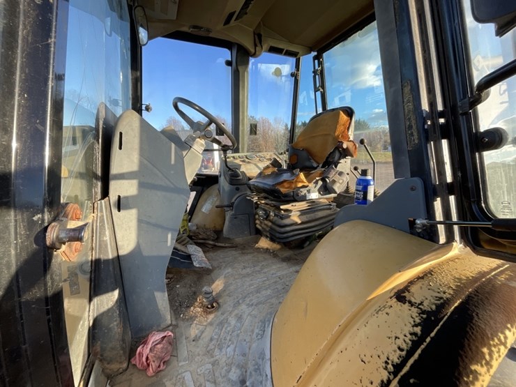 caterpillar-416c-image-6