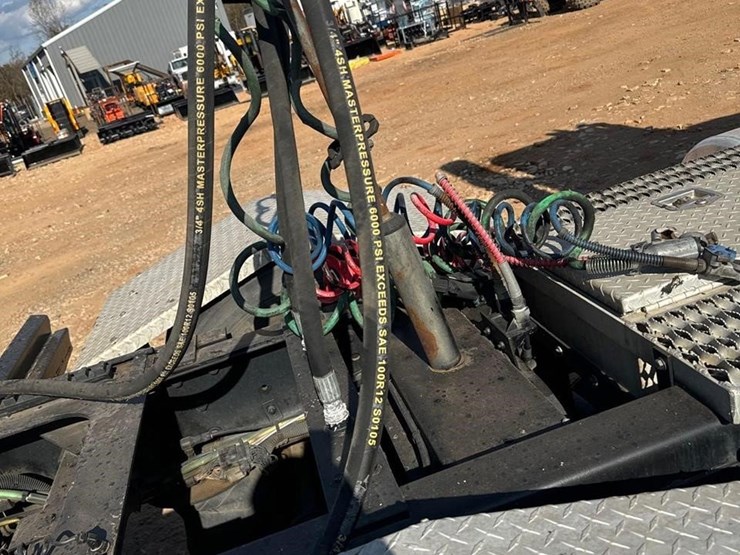 international-hx-image-7