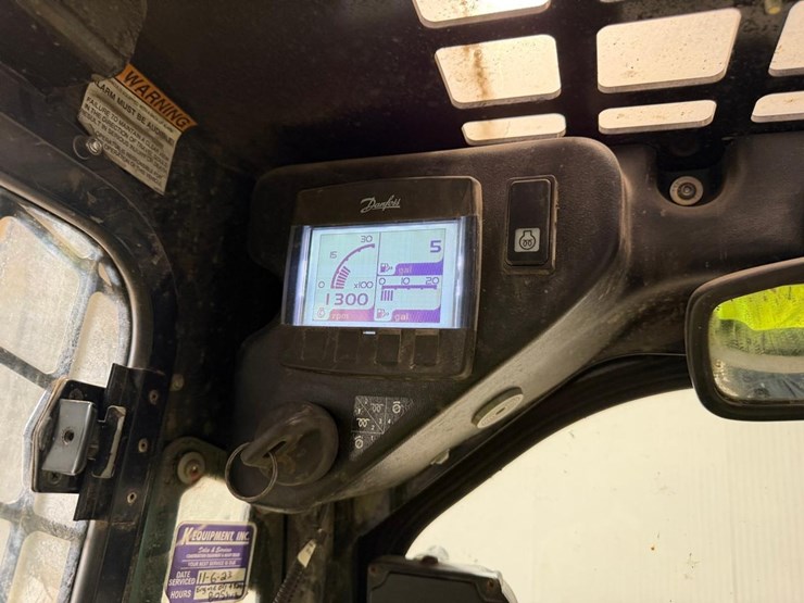 2019-asv-rt40-skid-steer-loader-image-21