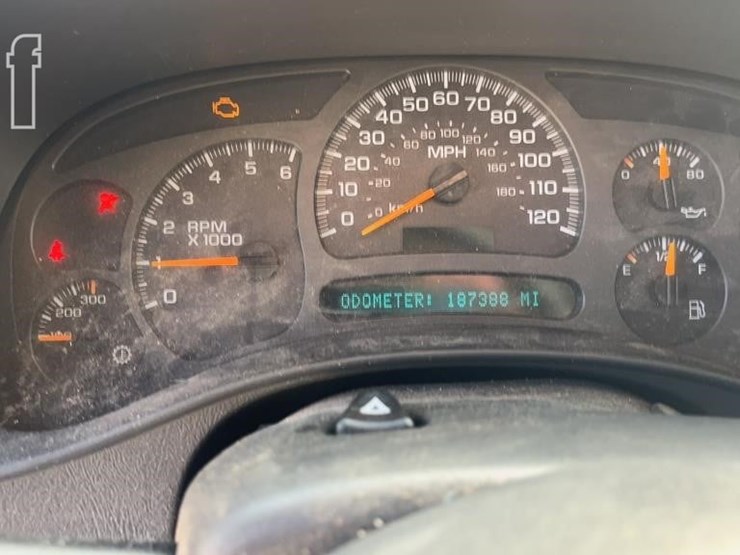 2003-chevrolet-silverado-2500-image-13