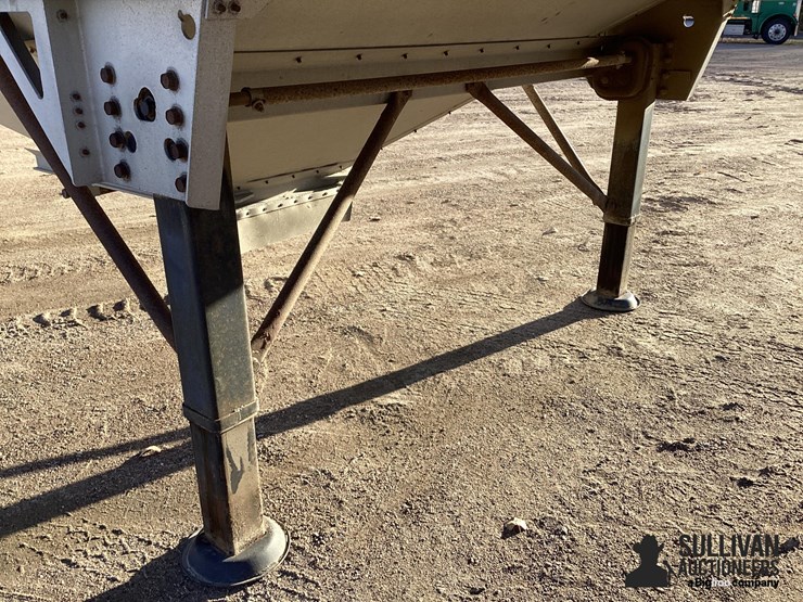 cornhusker-hopper-bottom-image-16