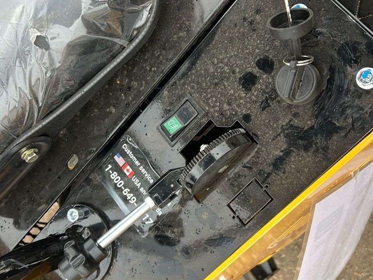 landhero-ldh-kv16-mini-excavator-image-13