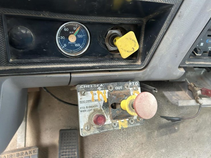 #1429-•-1995-ford-f-series-flatbed-truck-image-55