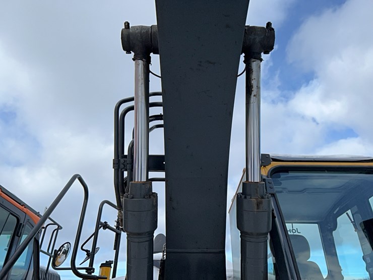 2023-john-deere-135p-hydraulic-excavator-sn:-nf00085,-image-5