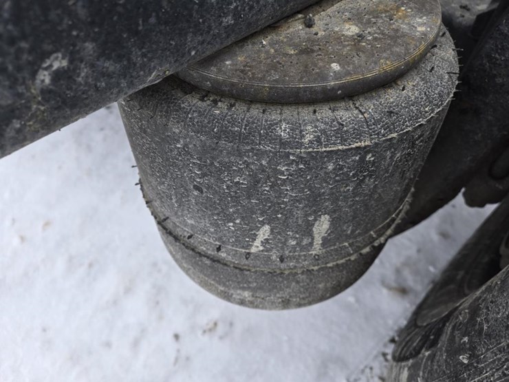 2017-peterbilt-579-image-43