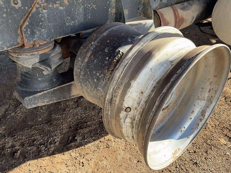 1995-ford-ltl9000-image-10