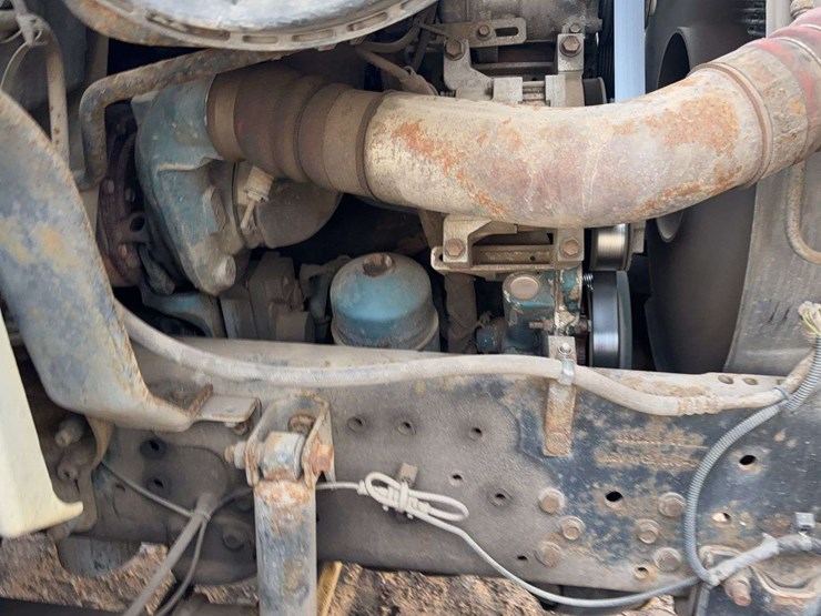 international-durastar-4300-image-52