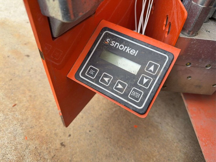 2017-snorkel-s4732e-image-11