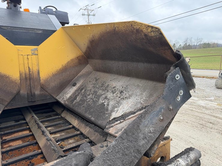 2015-caterpillar-ap-555e-image-10