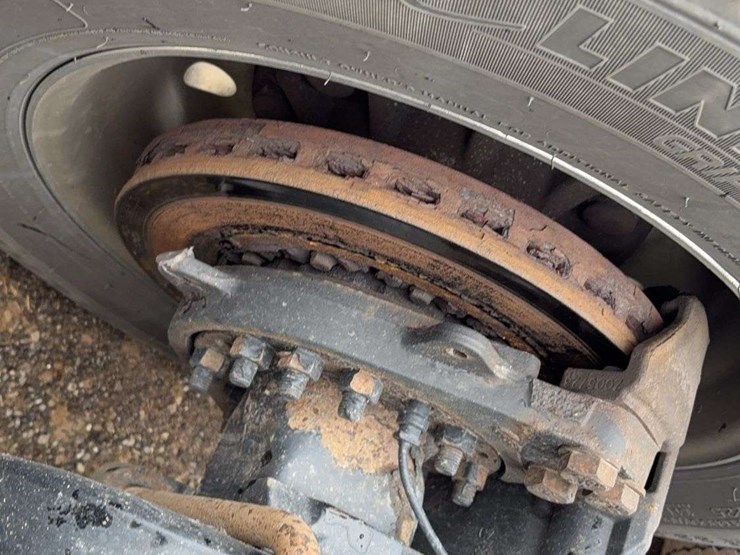 2018-peterbilt-579-image-63