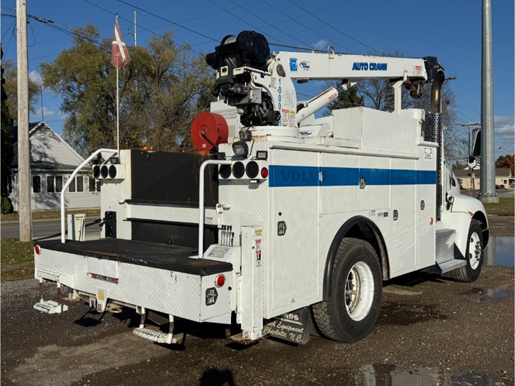 2015-kenworth-t270-image-2